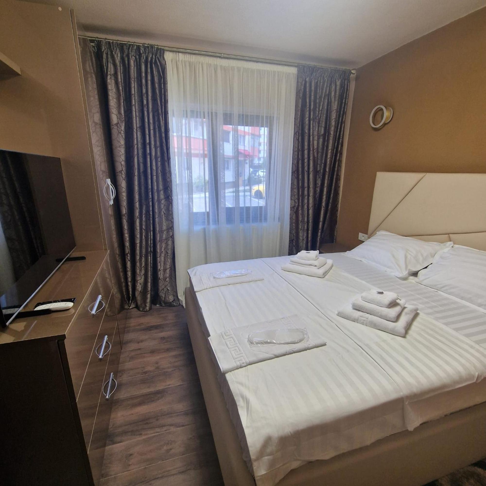 Apartament Iulius 3 Manastire Куртя-де-Арджеш Екстер'єр фото